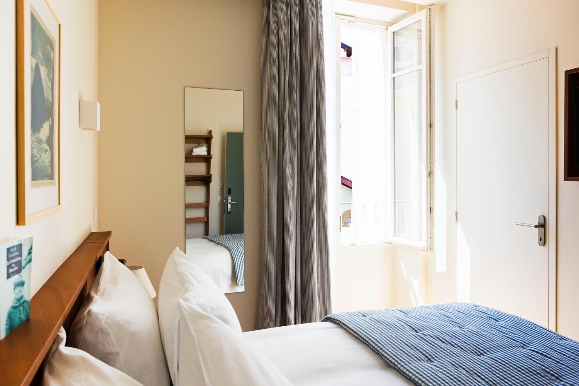 Alfred Hotels Port-Vieux Биарриц Экстерьер фото